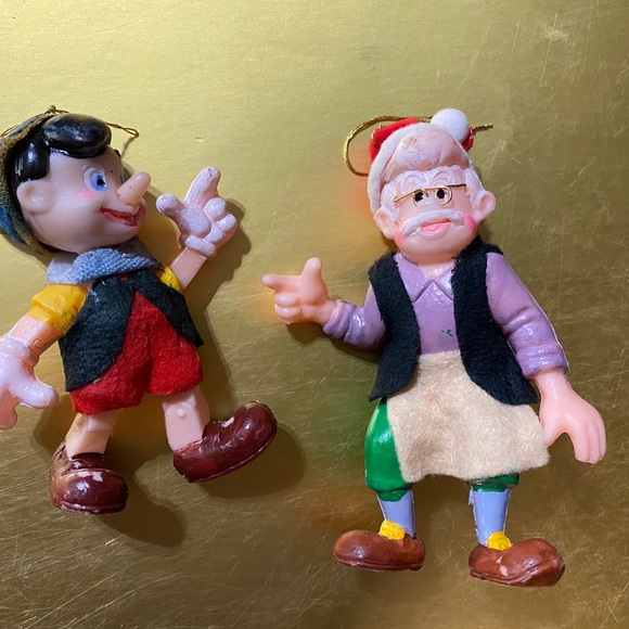 WALT DISNEY VINTAGE PINOCCHIO & GEPPETTO CHRISTMAS ORNAMENTS WITH FELT CLOTHES - Picture 2 of 11